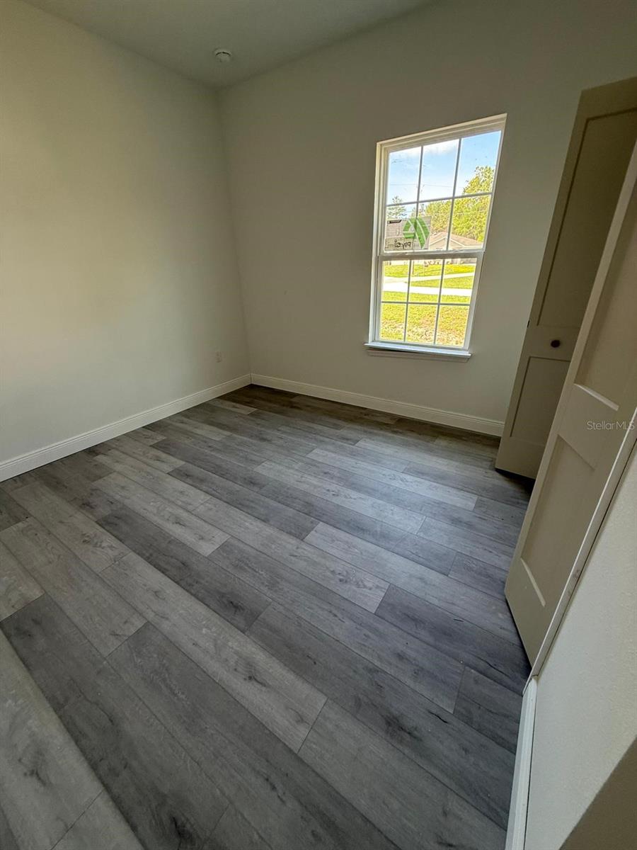 Image 11 of 53 For 13265 85th Circle