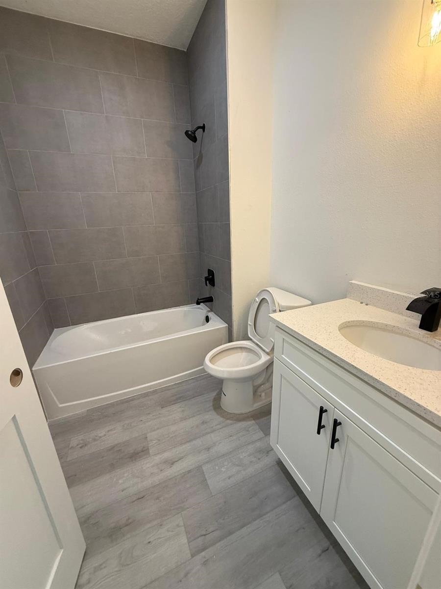 Image 14 of 53 For 13265 85th Circle