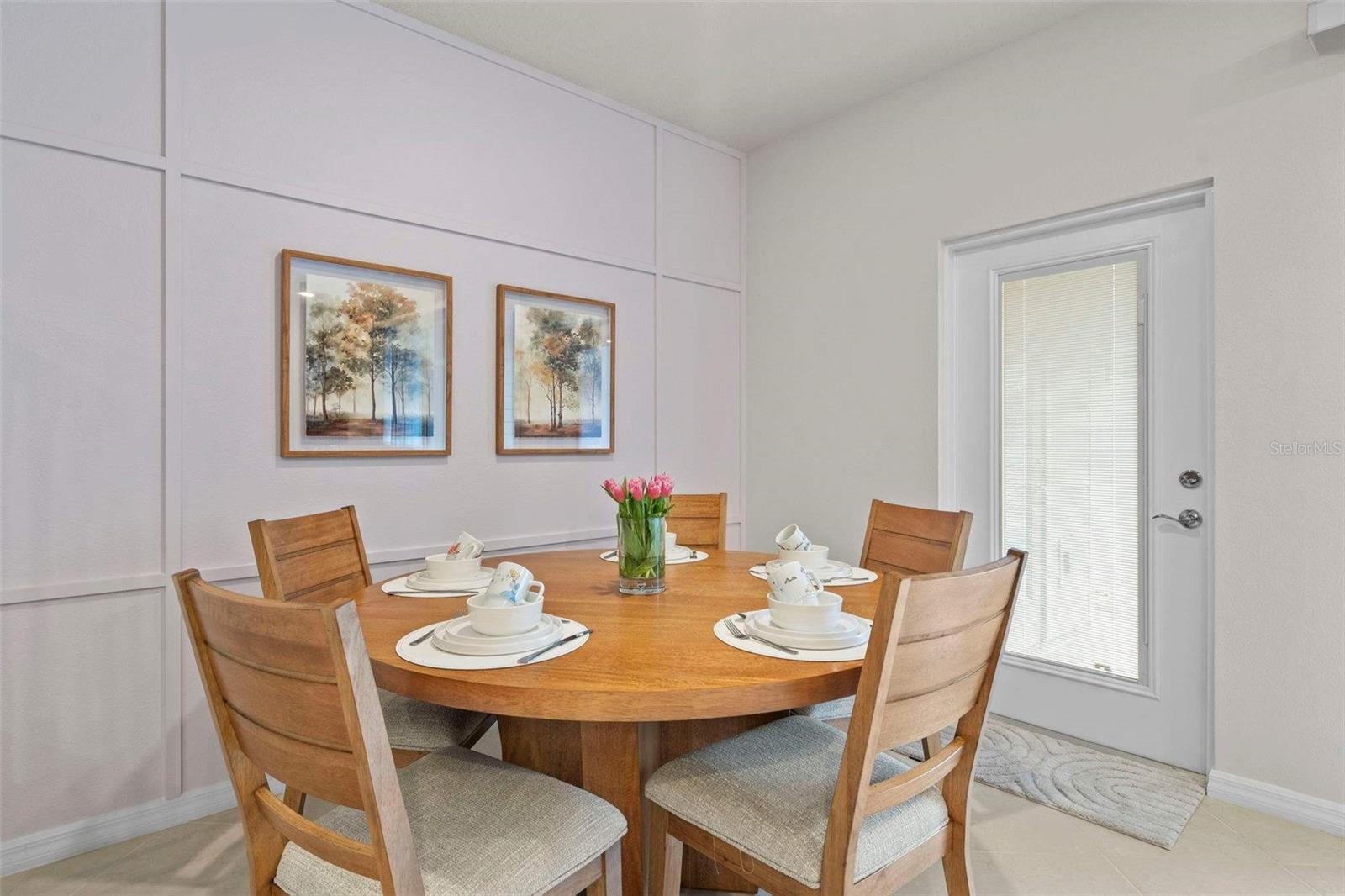 Image 10 of 56 For 1283 Blue Paradise Way