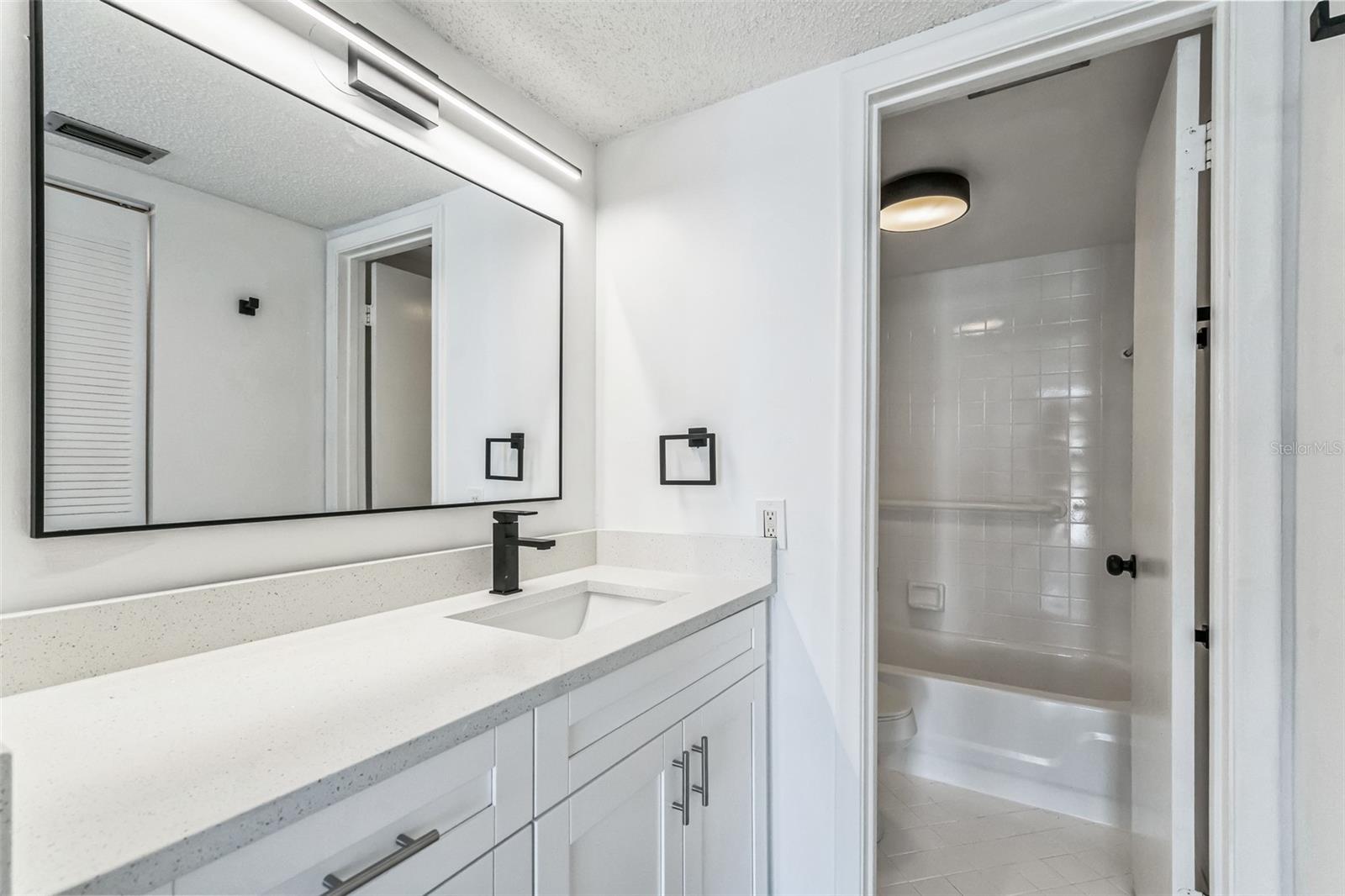 Image 24 of 37 For 6219 Palma Del Mar Boulevard S 301