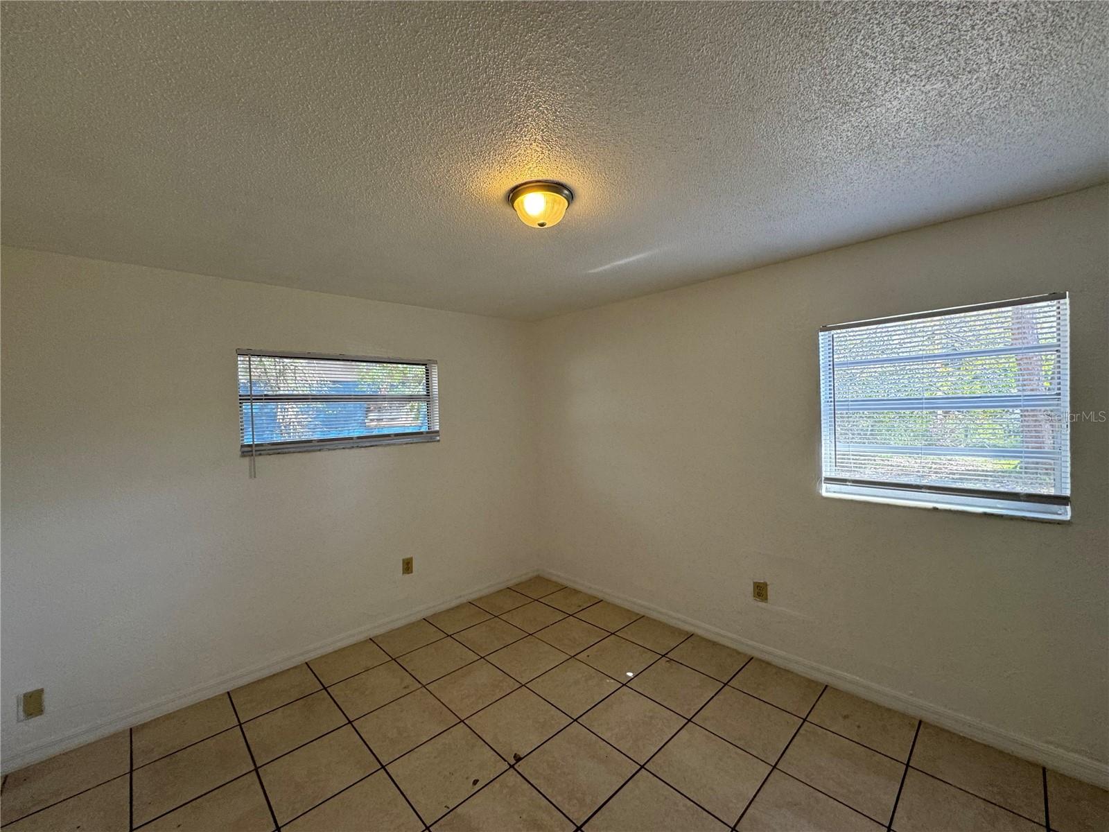 Image 11 of 20 For 4306 Georgetown Drive