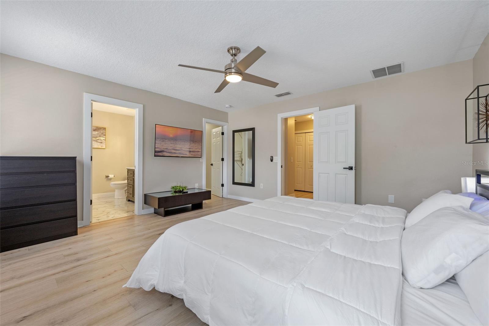 Image 14 of 28 For 2447 Hassonite Street