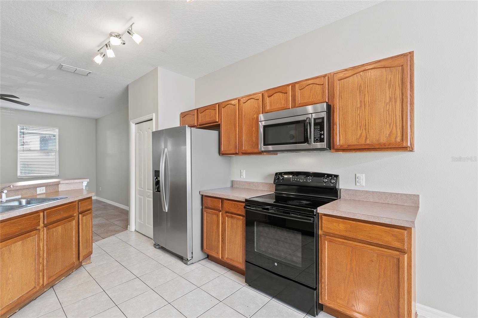 Image 6 of 15 For 2709 Savannah Drive