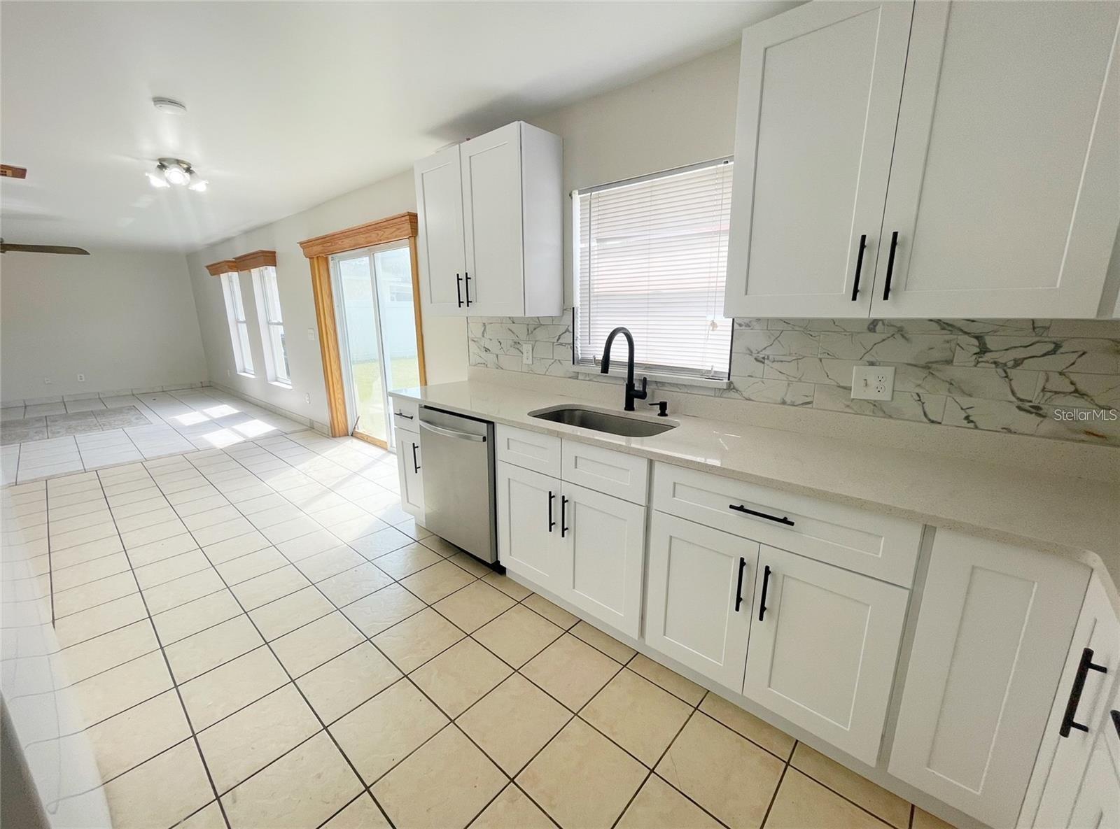 Image 9 of 30 For 13046 Prairie Meadows Drive