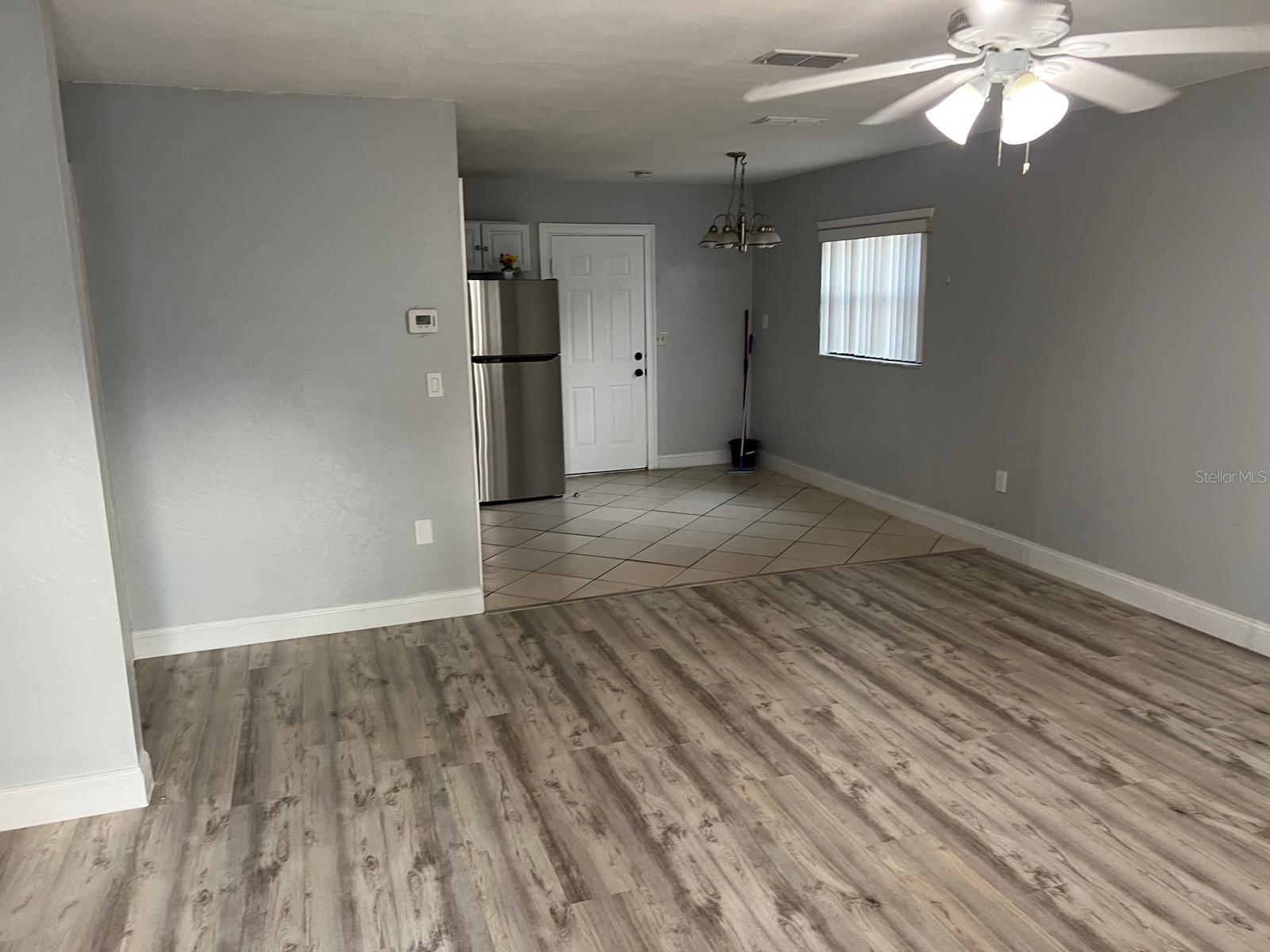 Image 2 of 11 For 455 Las Palmas Circle 636