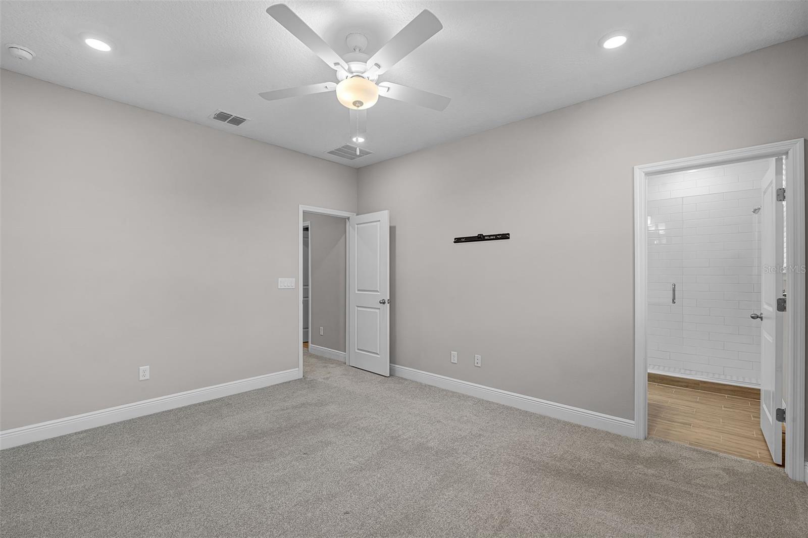 Image 11 of 27 For 6477 Cyrils Drive