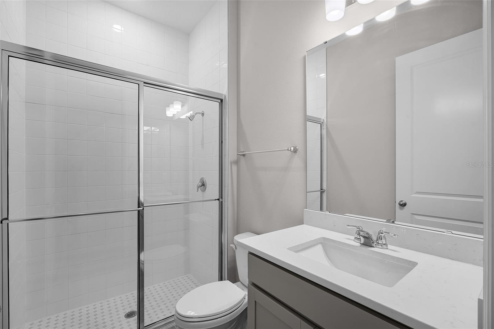 Image 19 of 27 For 6477 Cyrils Drive