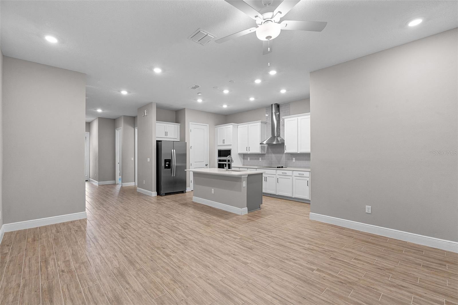 Image 2 of 27 For 6477 Cyrils Drive