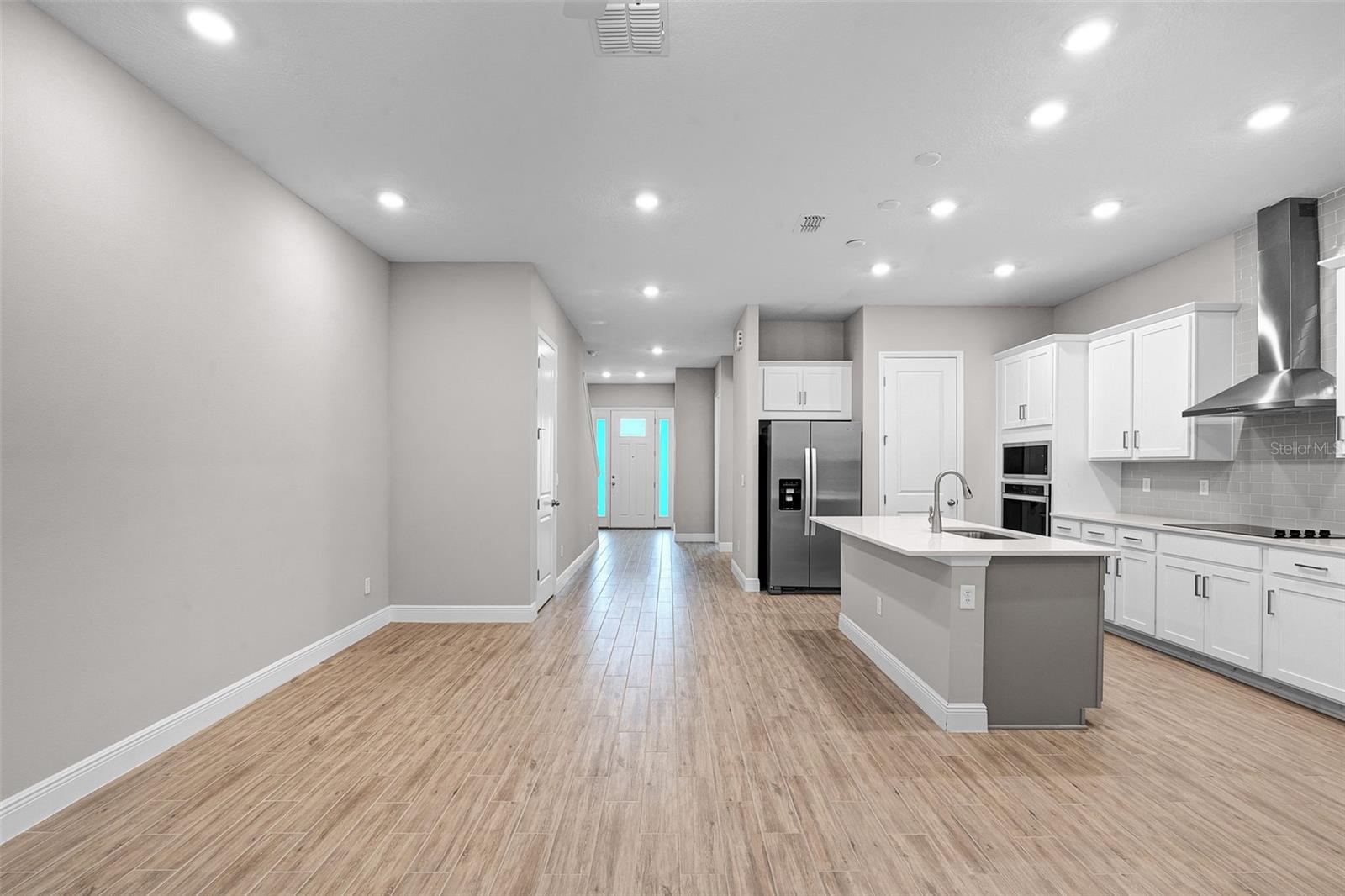 Image 3 of 27 For 6477 Cyrils Drive