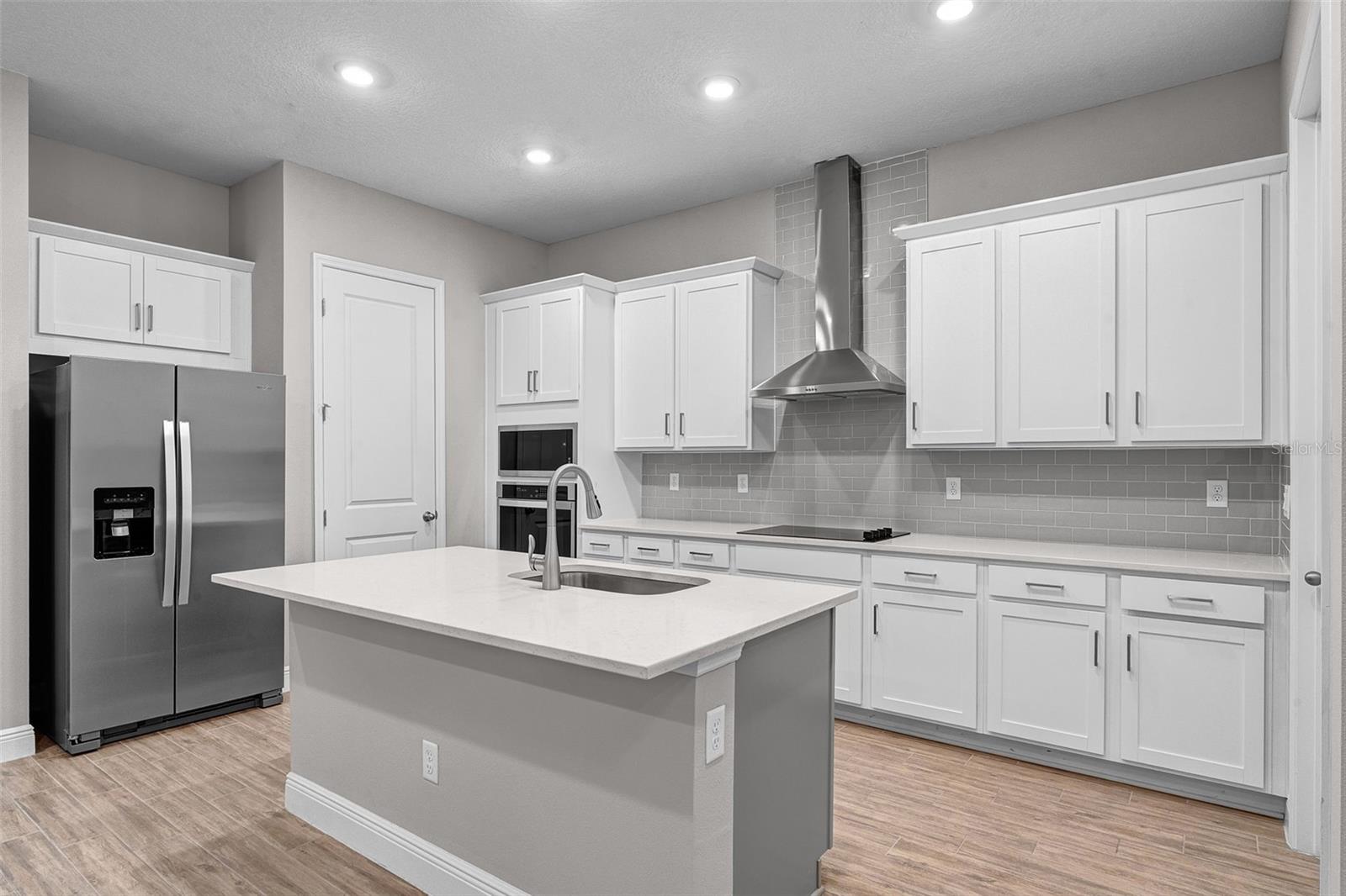 Image 4 of 27 For 6477 Cyrils Drive