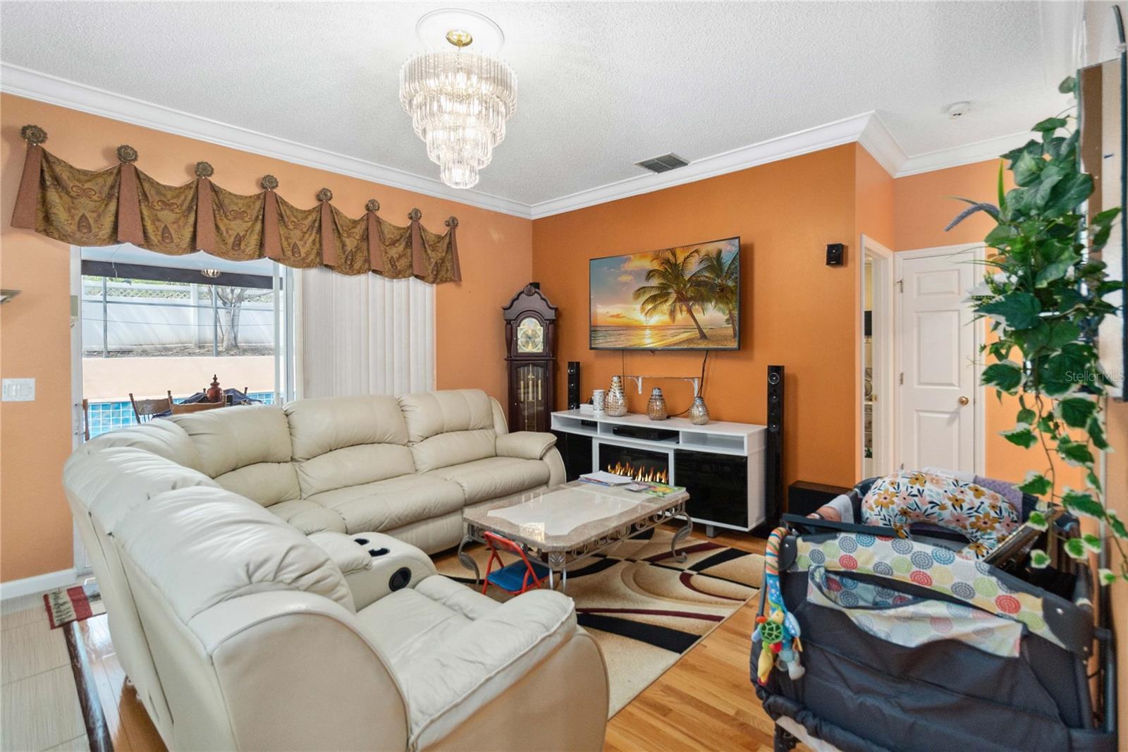 Image 11 of 57 For 294 Hunt Street