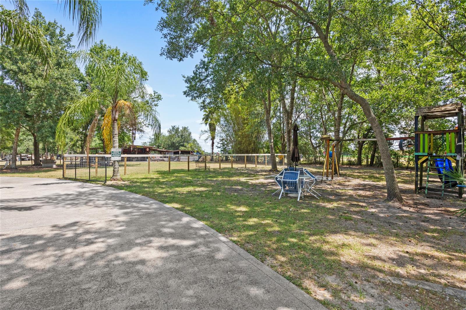 Image 34 of 49 For 549 Wellon Avenue