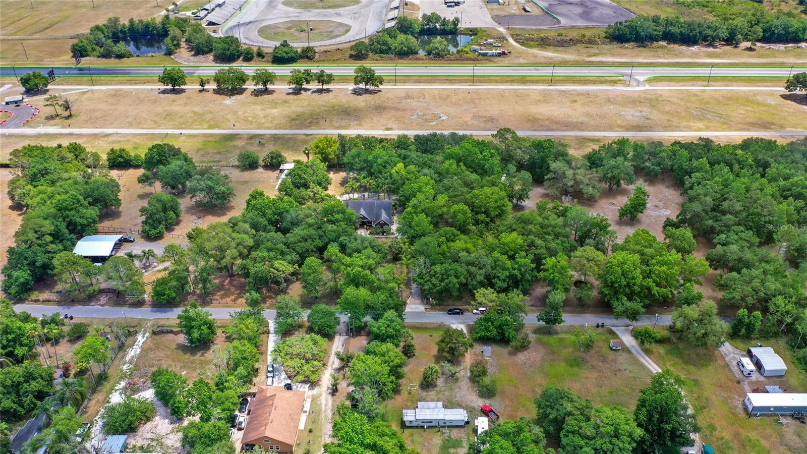 Image 41 of 49 For 549 Wellon Avenue