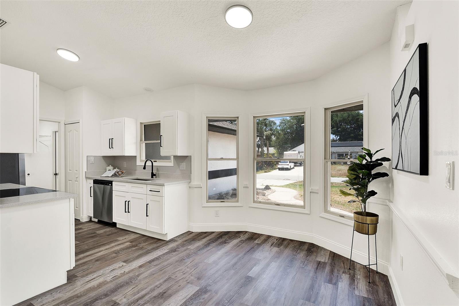 Image 10 of 33 For 6445 Beard Avenue