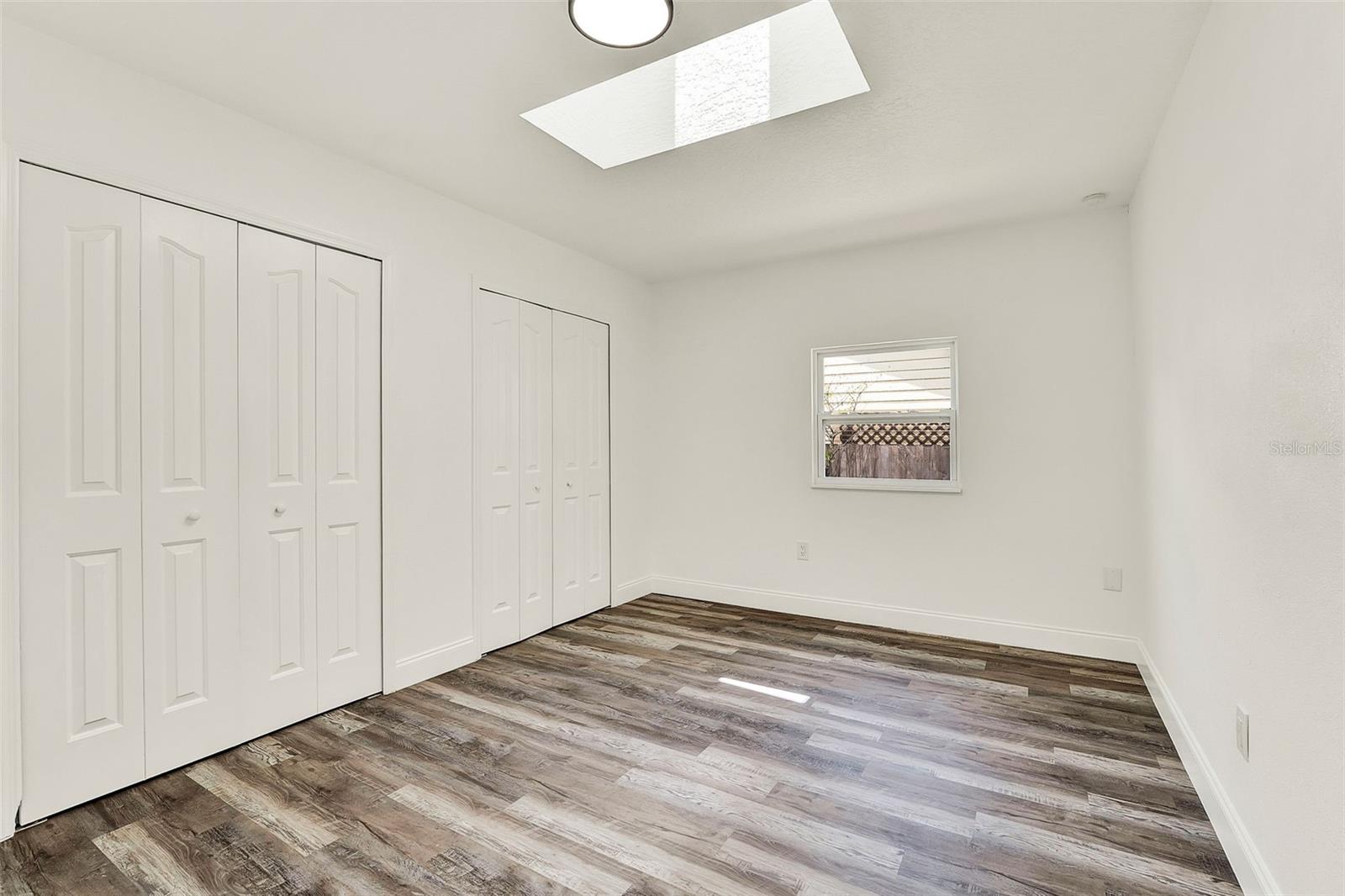 Image 16 of 33 For 6445 Beard Avenue