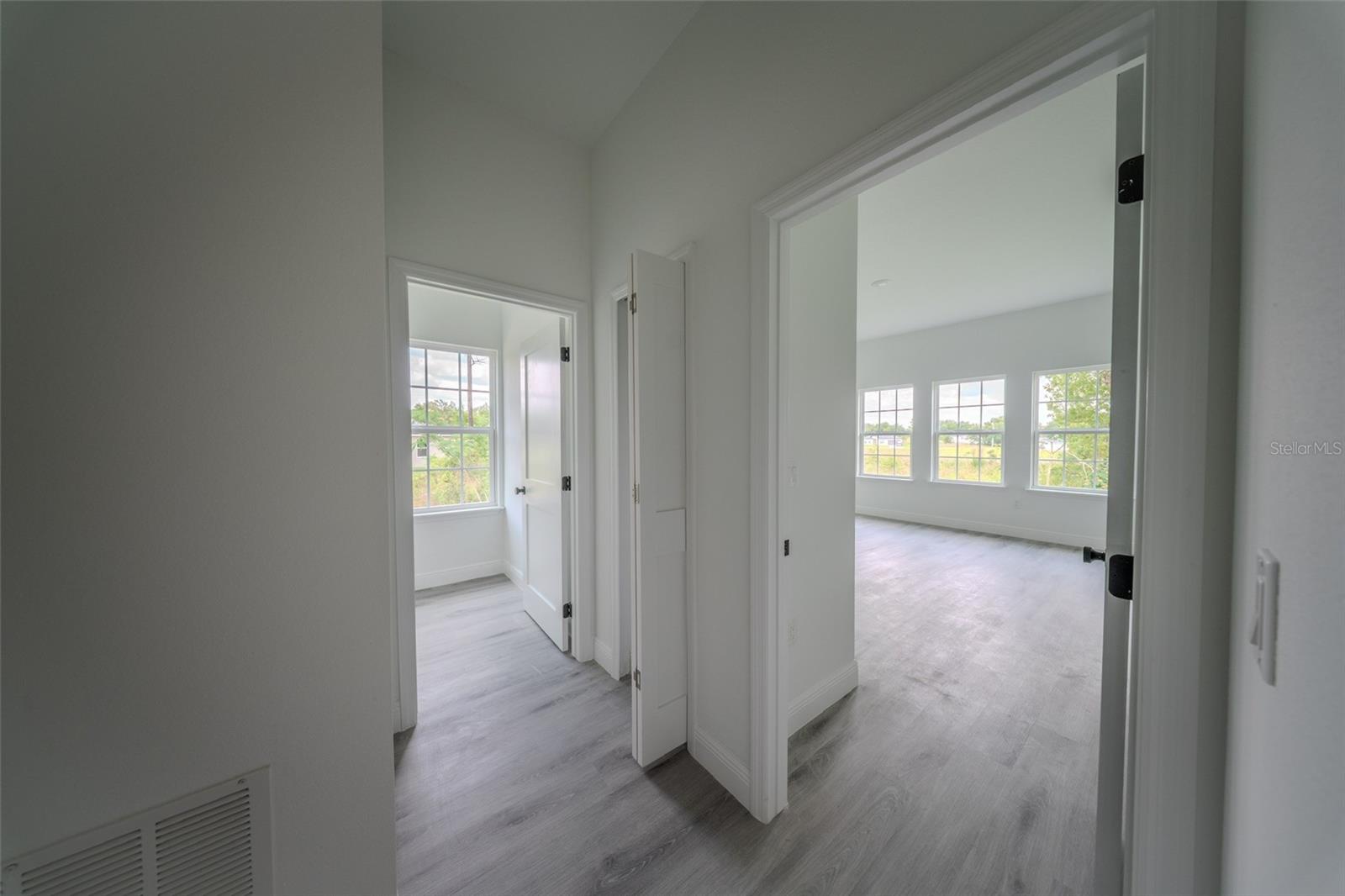 Image 14 of 23 For 6054 Sw 154th Place Rd