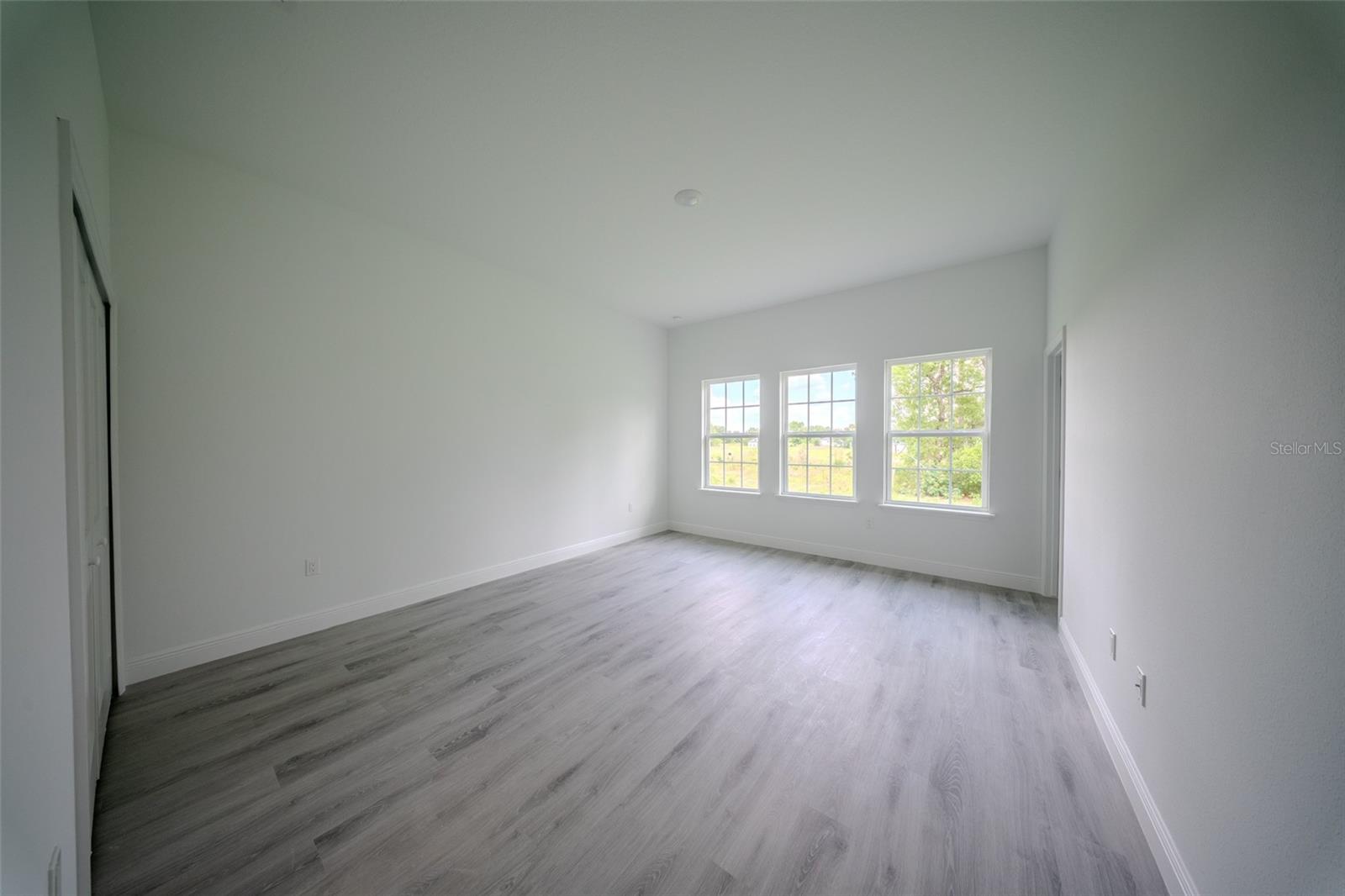 Image 19 of 23 For 6054 Sw 154th Place Rd