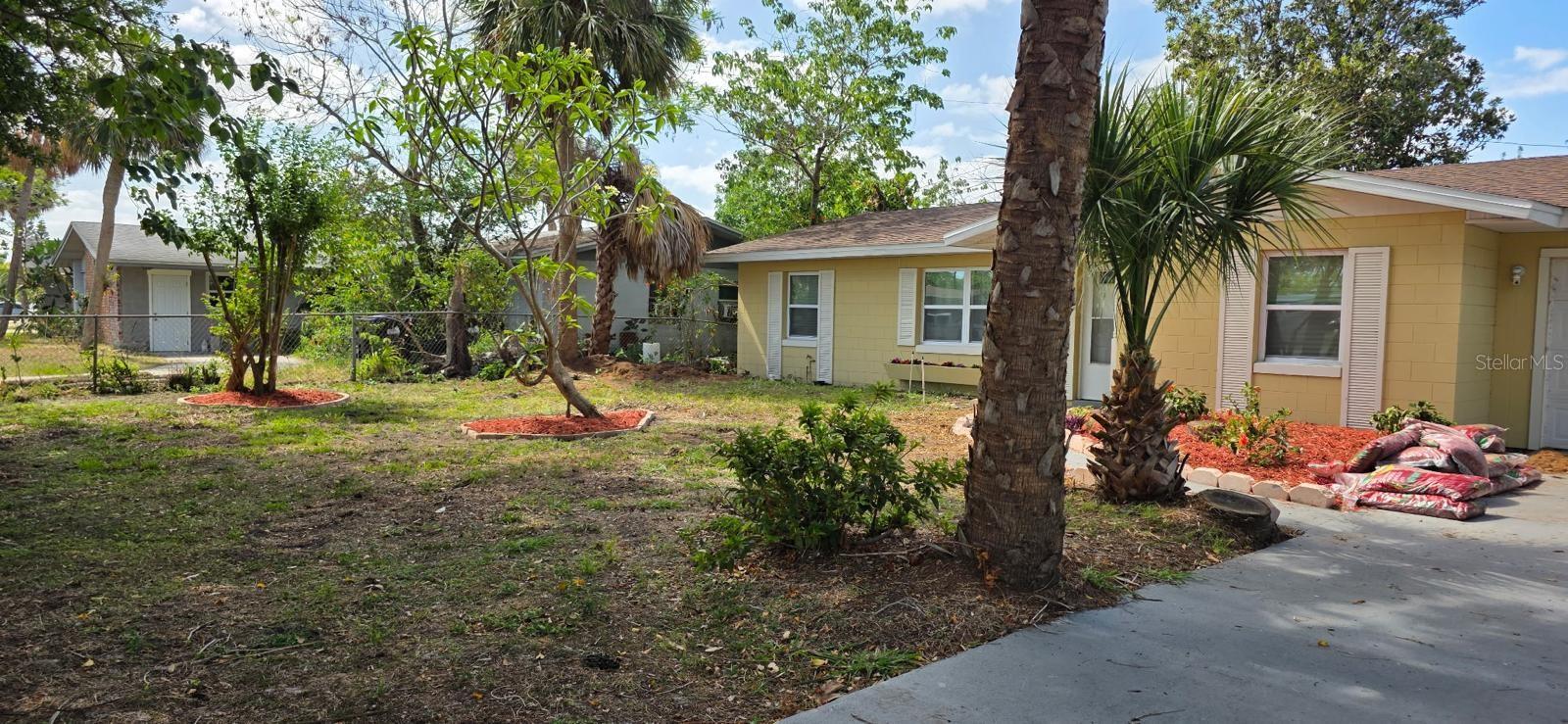 Image 2 of 17 For 7600 Skyview Drive