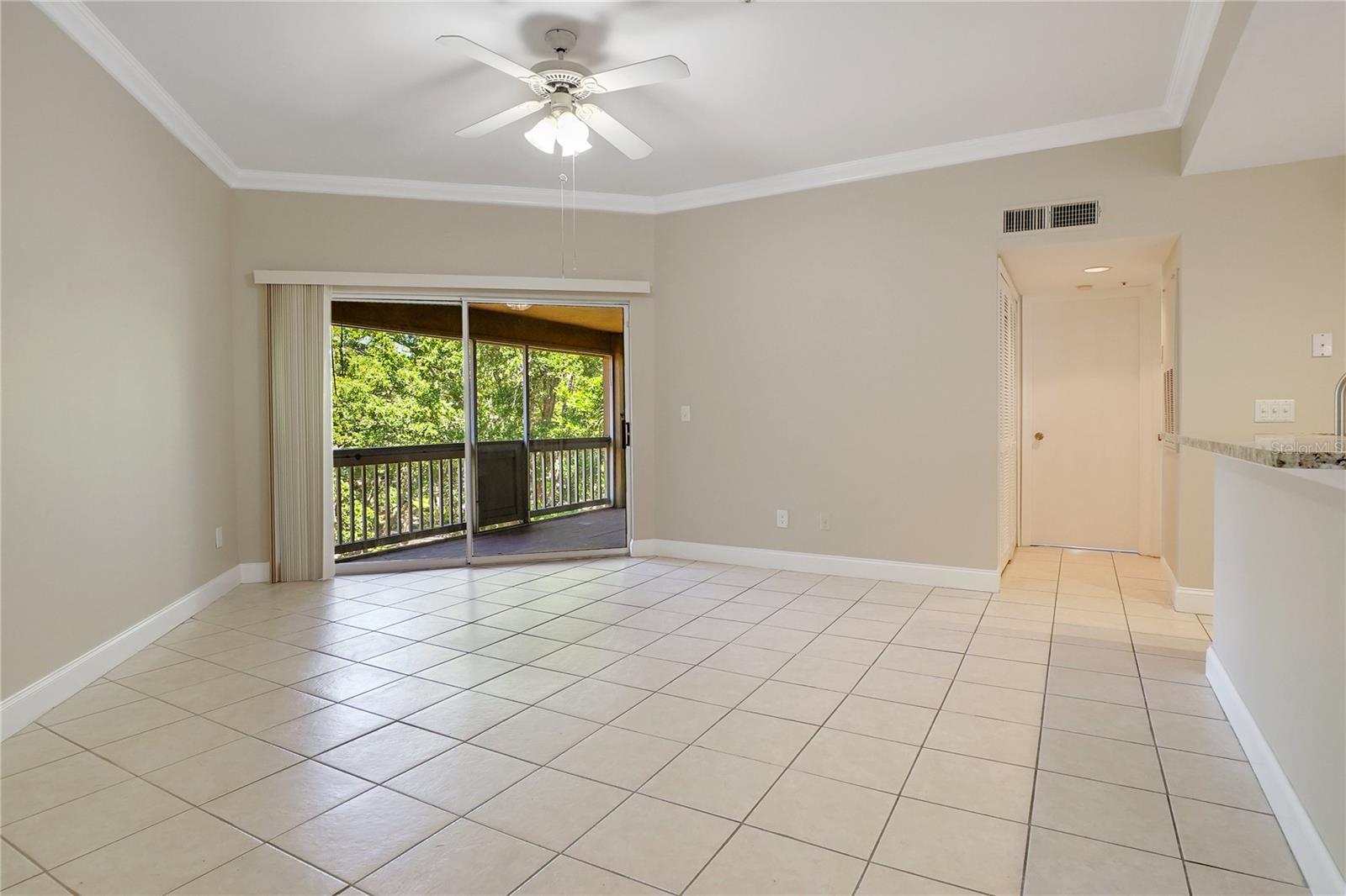 Image 13 of 45 For 482 Pin Oak Place 306