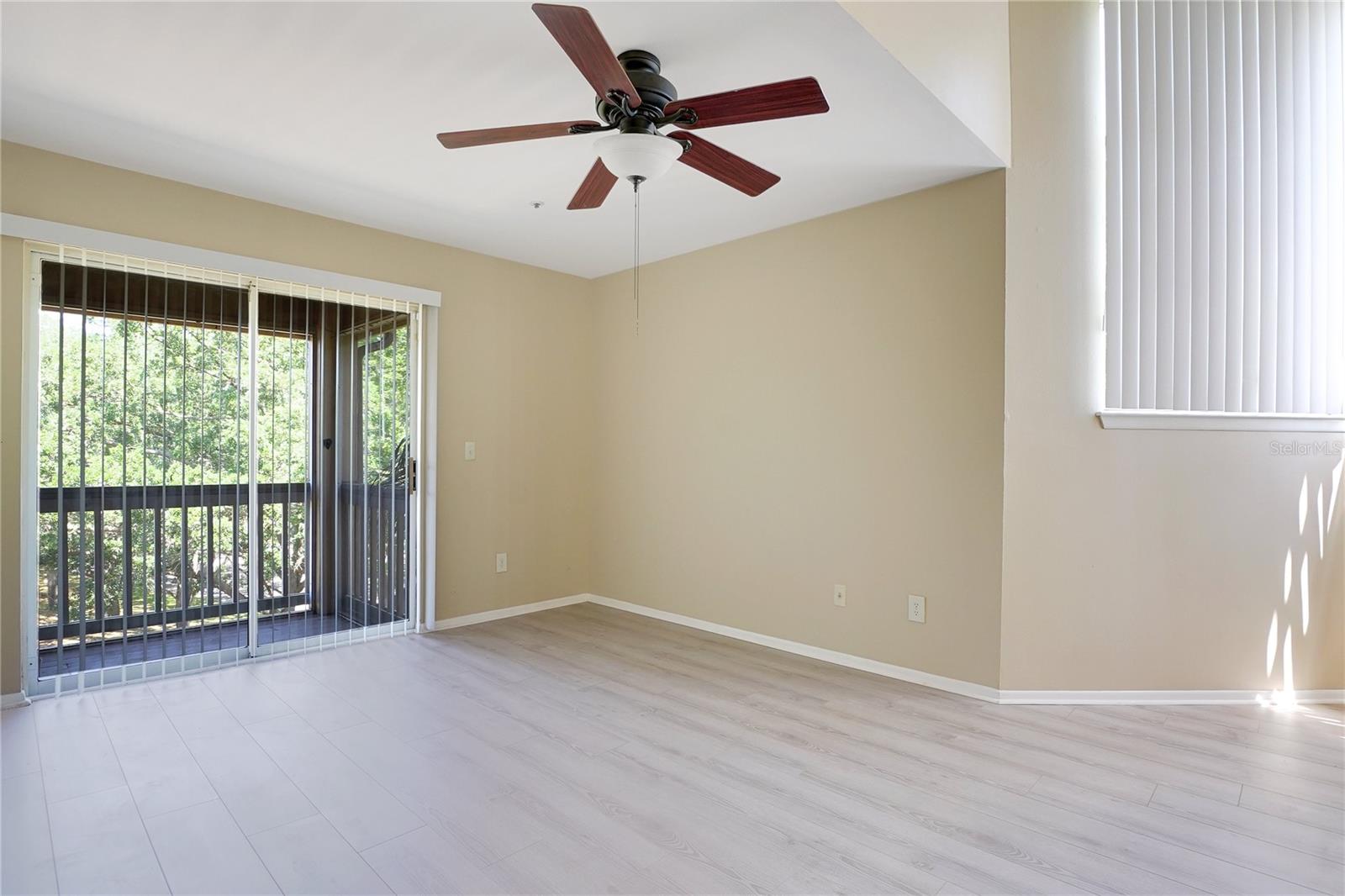 Image 23 of 45 For 482 Pin Oak Place 306