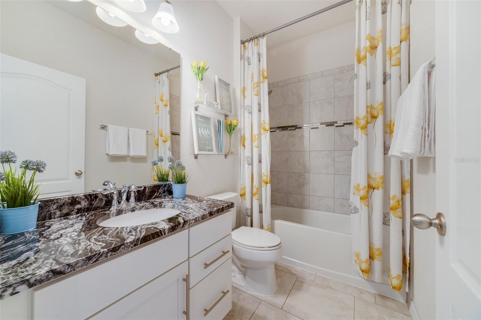 Image 14 of 21 For 1396 Riley Circle