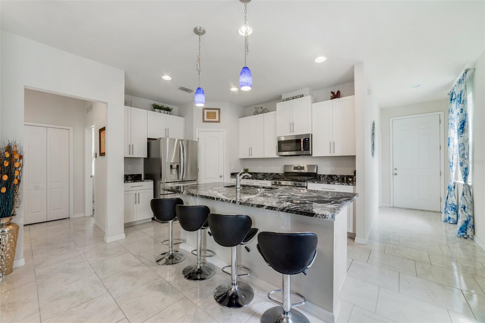 Image 2 of 21 For 1396 Riley Circle