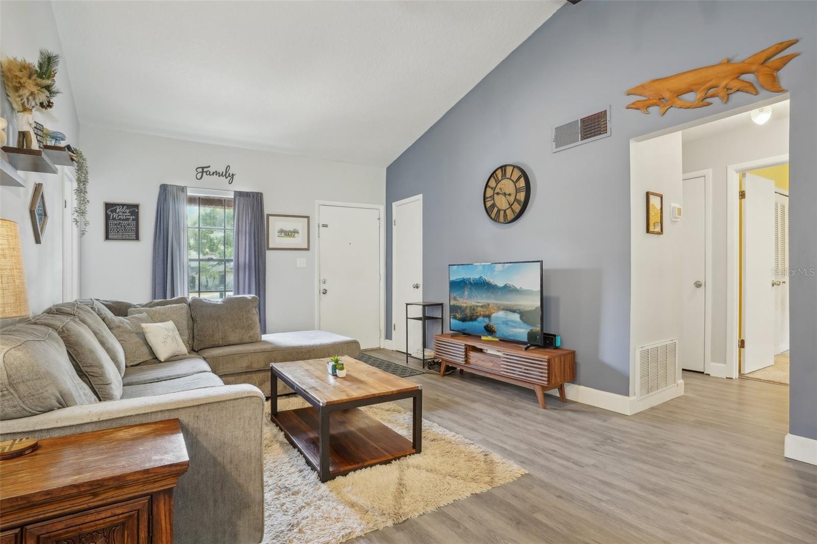 Image 3 of 17 For 620 Fruitwood Avenue