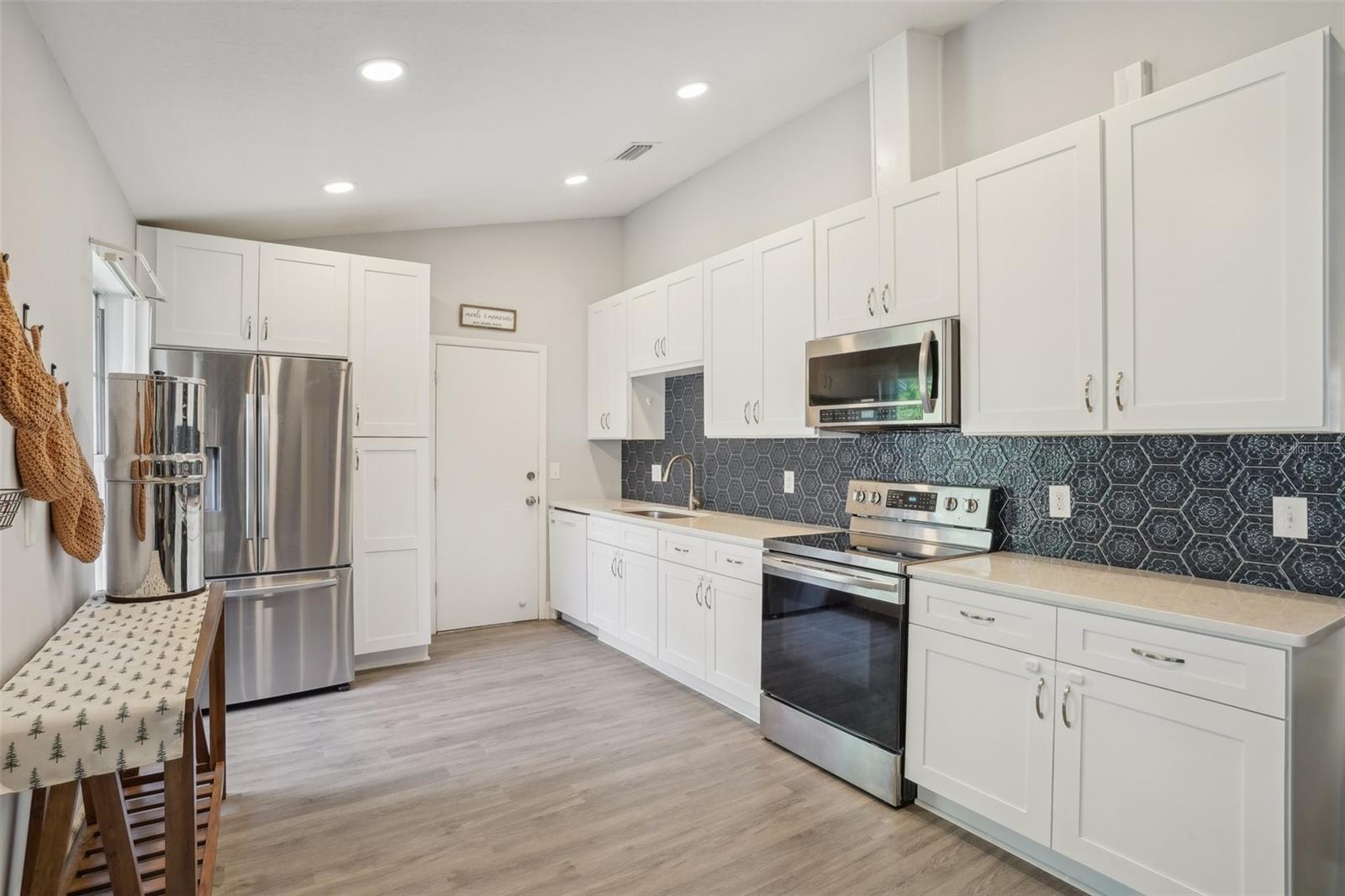 Image 5 of 17 For 620 Fruitwood Avenue