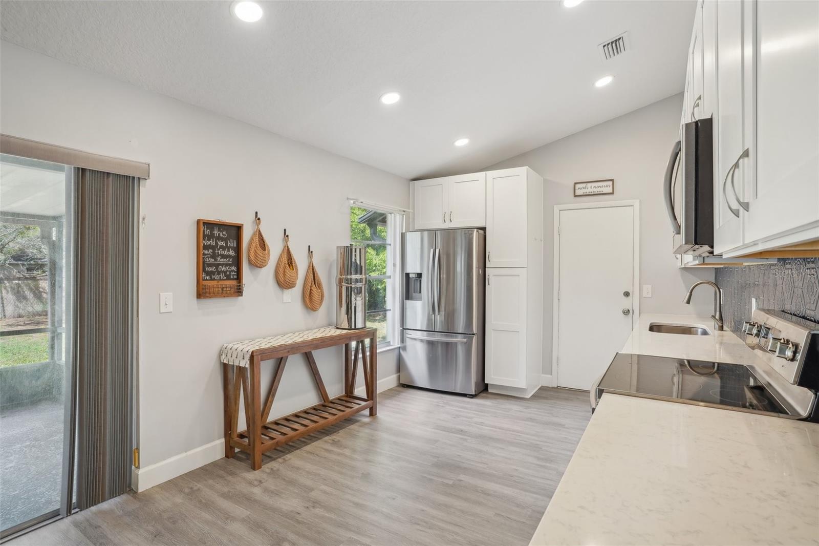 Image 6 of 17 For 620 Fruitwood Avenue