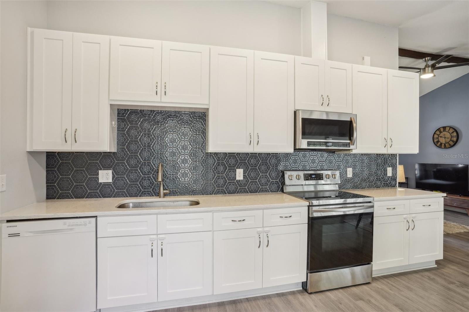 Image 7 of 17 For 620 Fruitwood Avenue