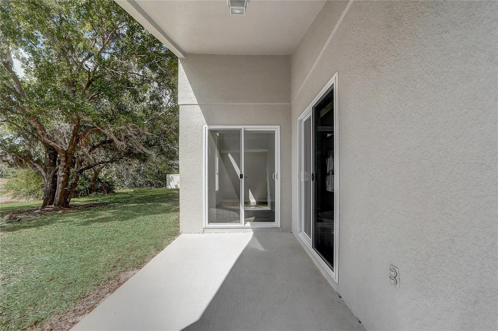 Image 34 of 41 For 19540 Glen Elm Way