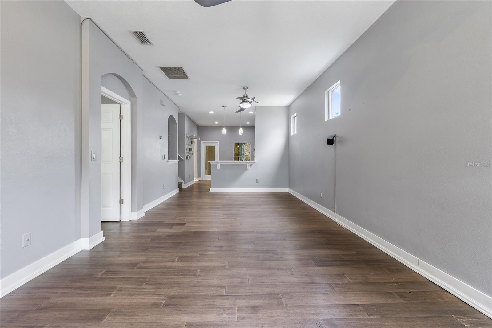 Image 7 of 37 For 14526 Chicora Crossing Boulevard
