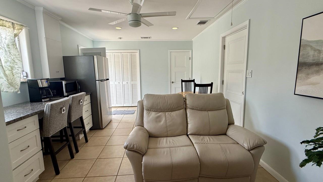 Image 28 of 44 For 716 50th Street Court W