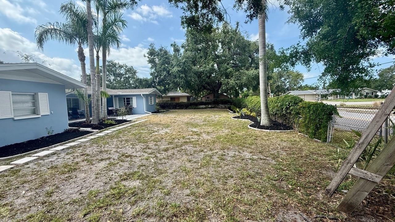 Image 42 of 44 For 716 50th Street Court W