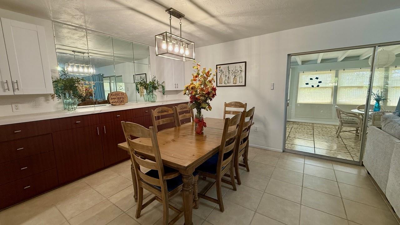 Image 9 of 44 For 716 50th Street Court W