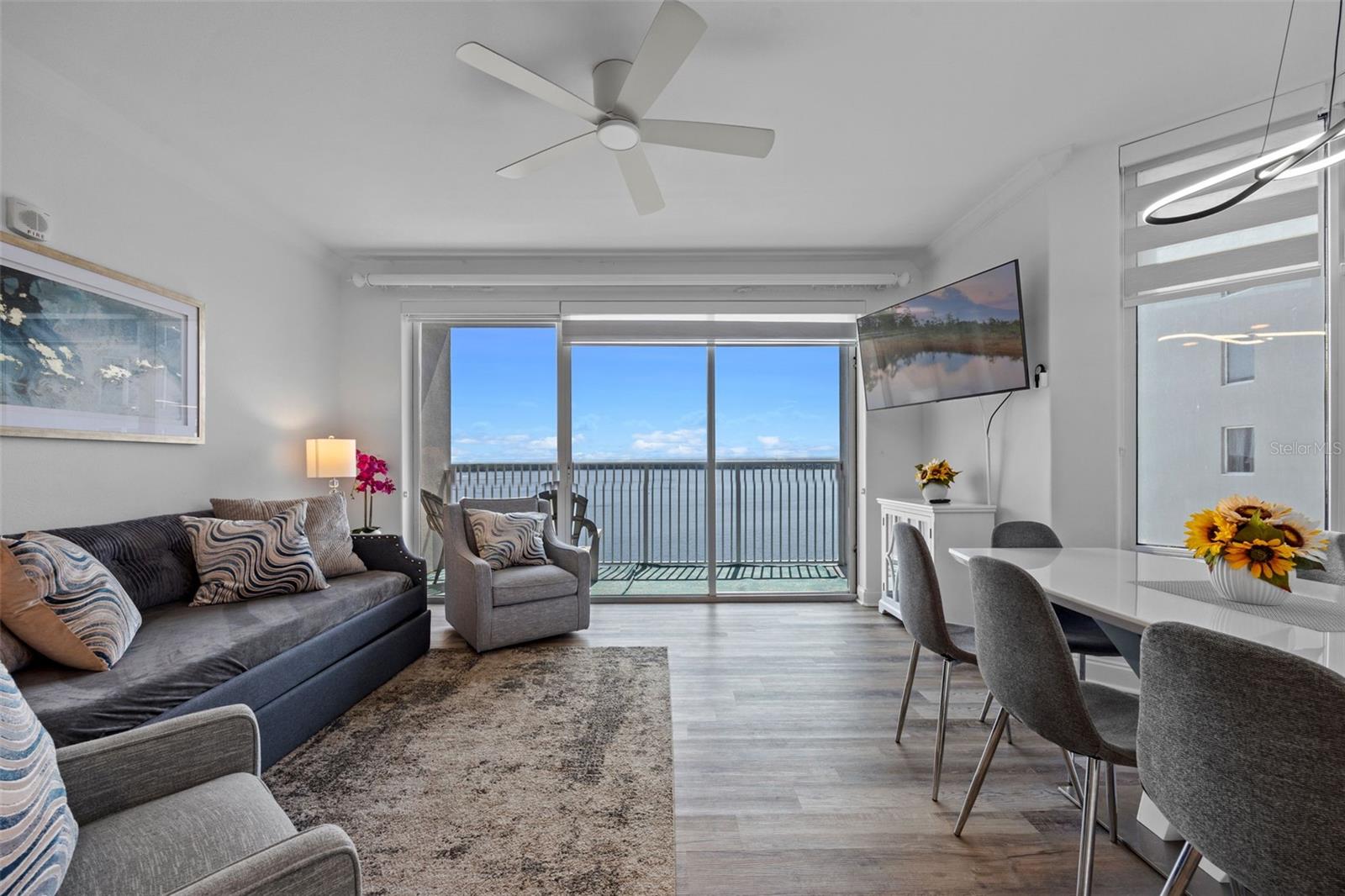 Image 11 of 43 For 13415 Blue Heron Beach Drive 710