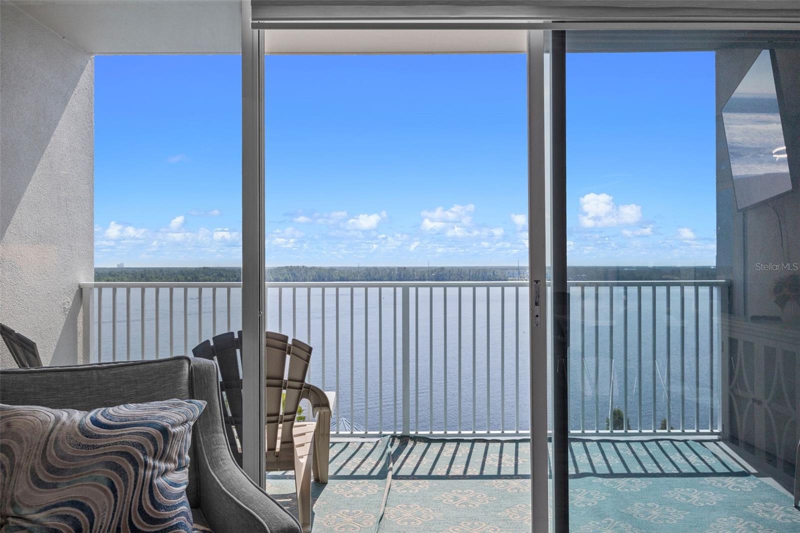 Image 12 of 43 For 13415 Blue Heron Beach Drive 710