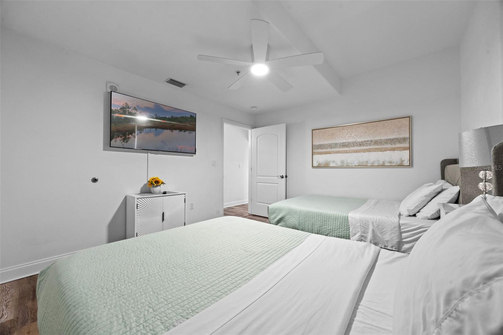 Image 30 of 43 For 13415 Blue Heron Beach Drive 710