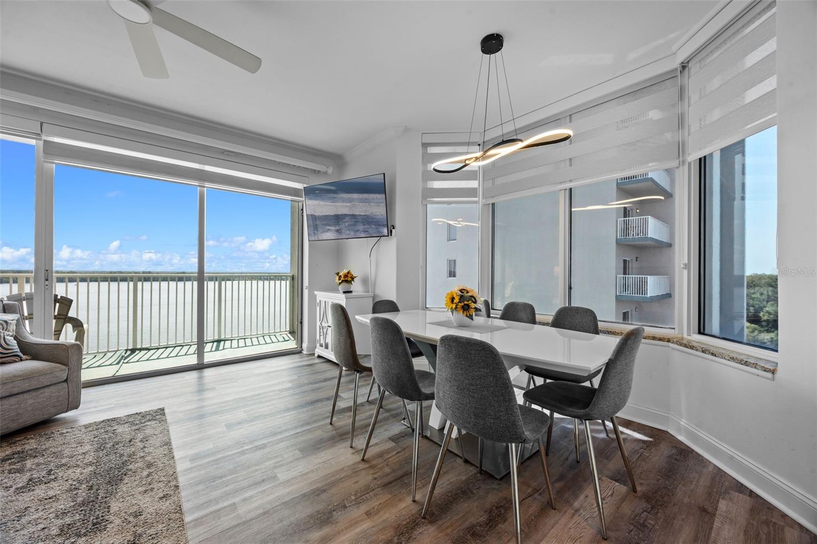 Image 6 of 43 For 13415 Blue Heron Beach Drive 710