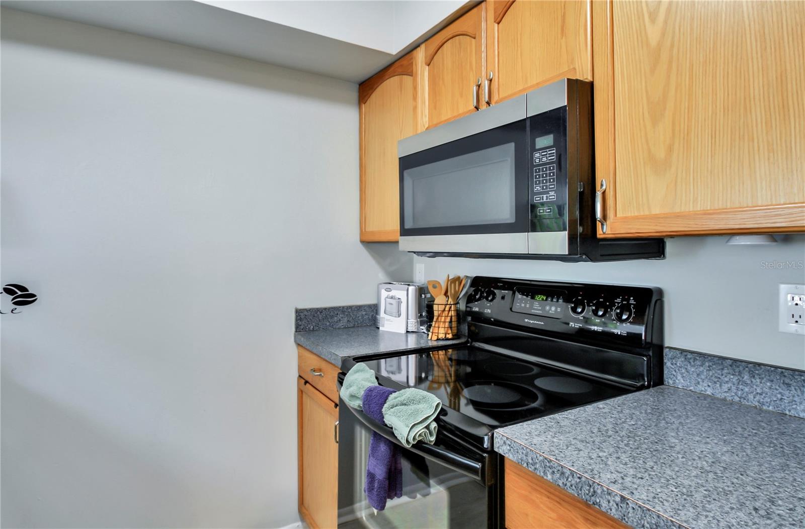 Image 12 of 21 For 2714 Hunt Club Lane