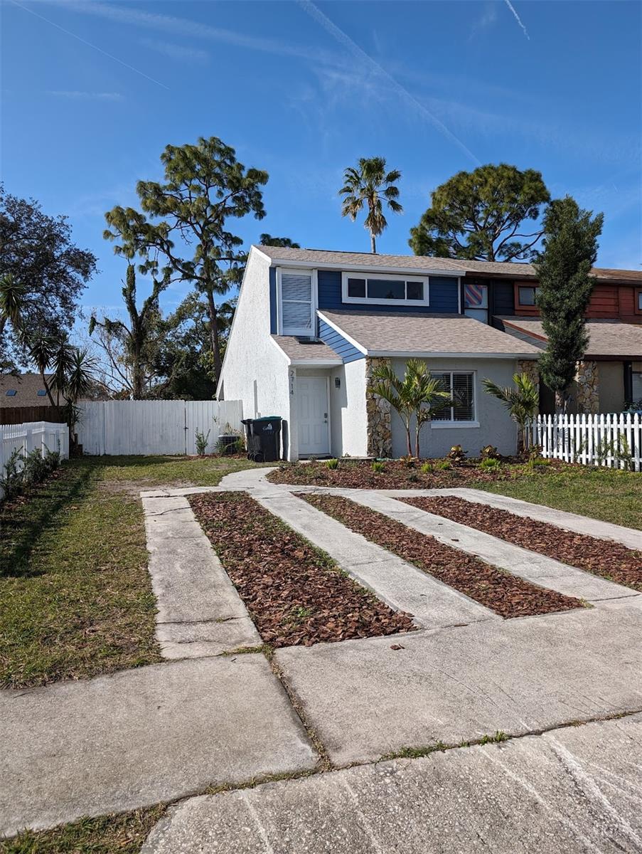 Image 2 of 21 For 2714 Hunt Club Lane