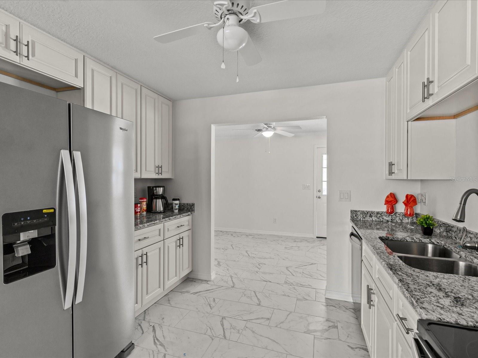 Image 14 of 53 For 207 Palmetto Street