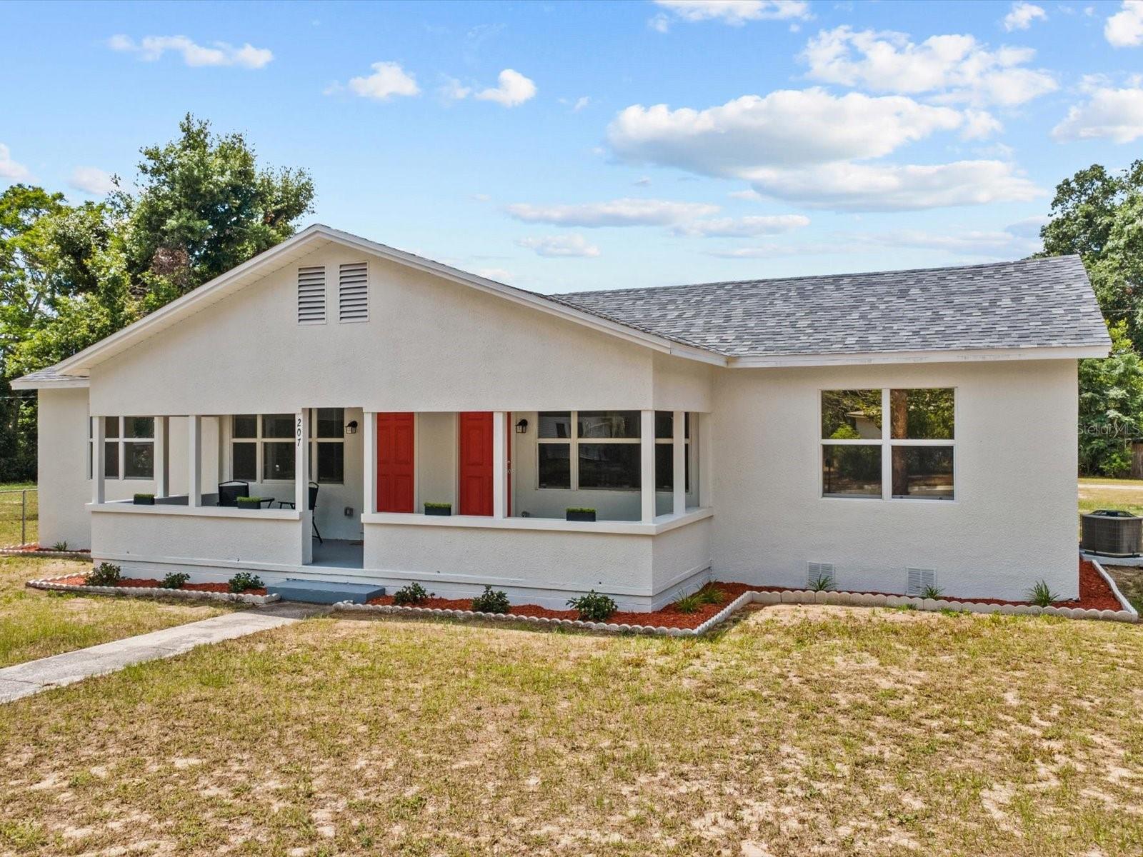 Image 2 of 53 For 207 Palmetto Street