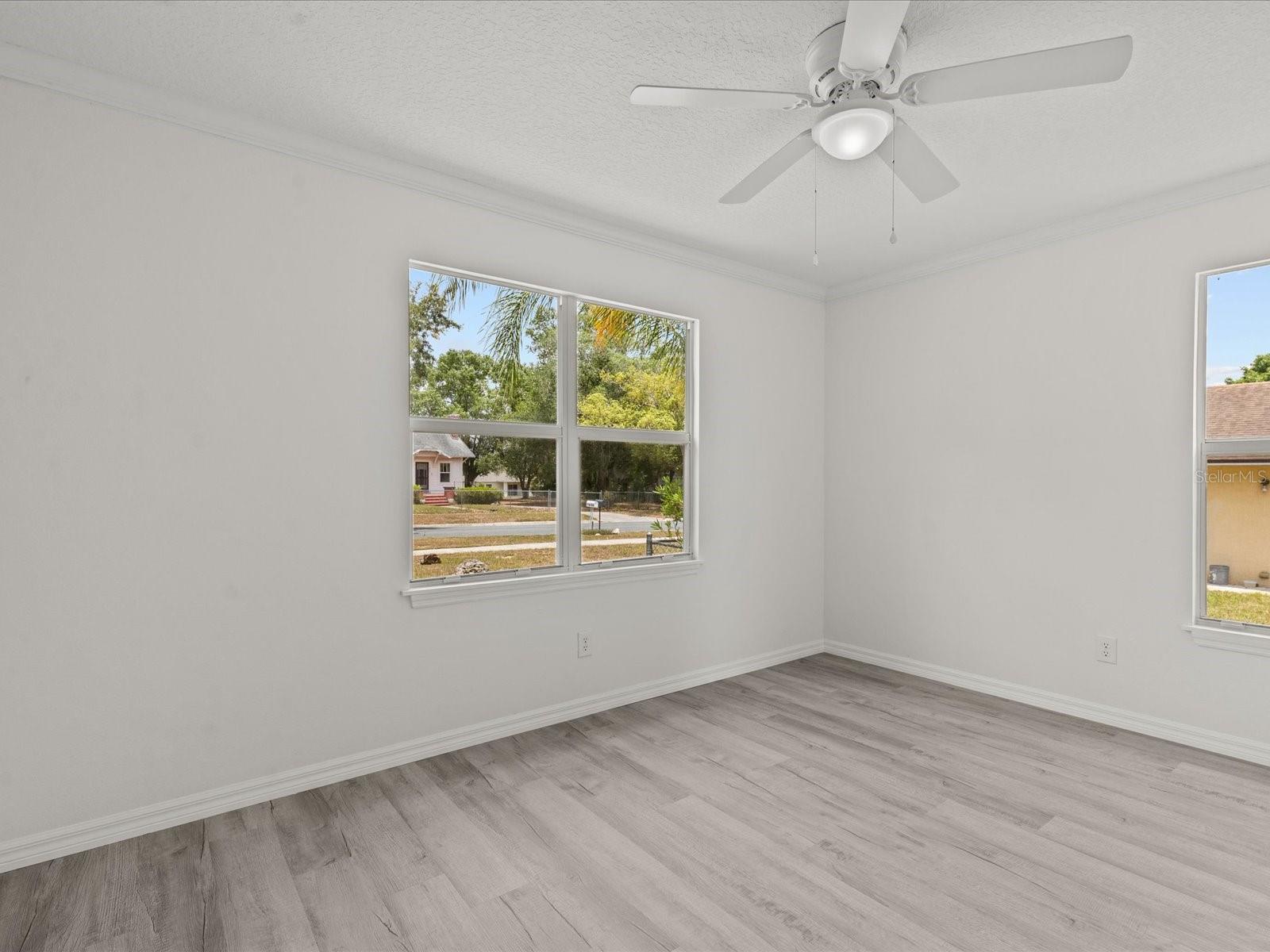 Image 28 of 53 For 207 Palmetto Street
