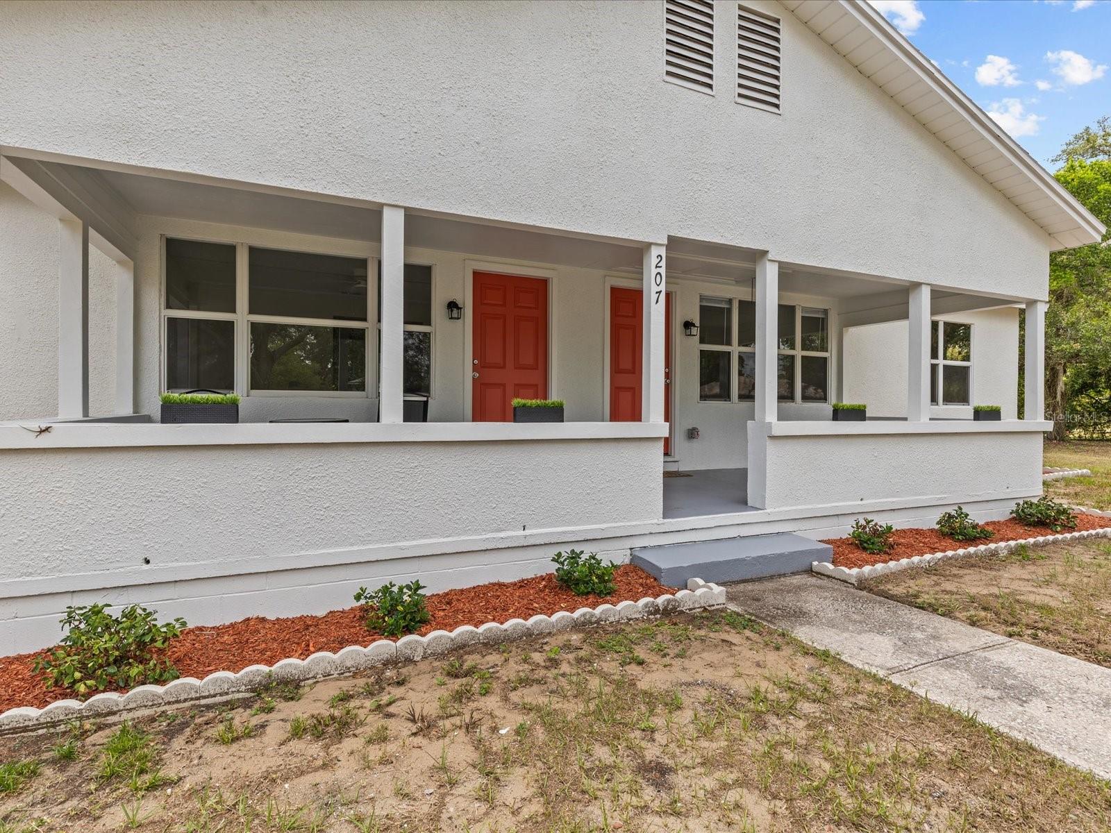 Image 3 of 53 For 207 Palmetto Street