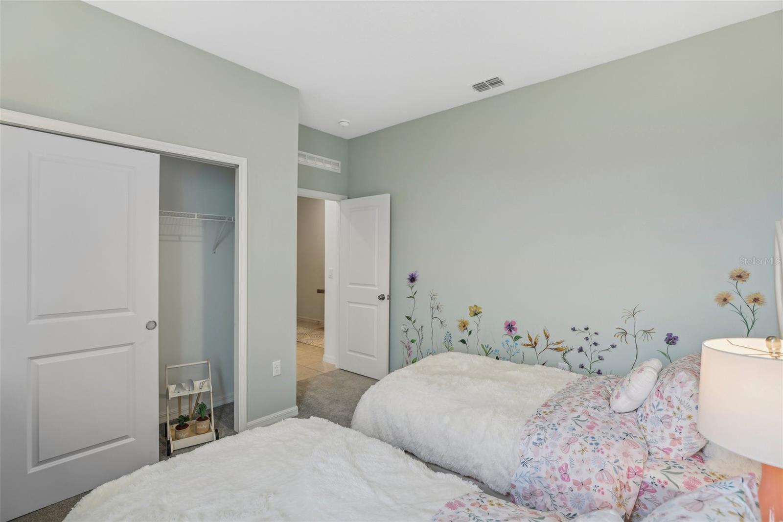 Image 20 of 49 For 9169 Harris Hawk Drive