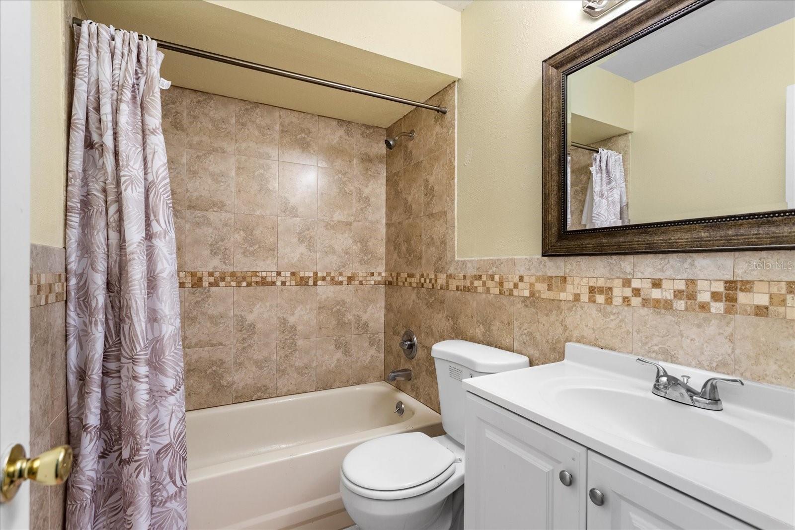 Image 14 of 24 For 7616 Southwick Street