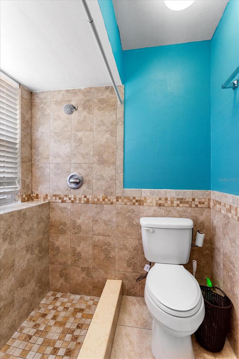 Image 18 of 24 For 7616 Southwick Street