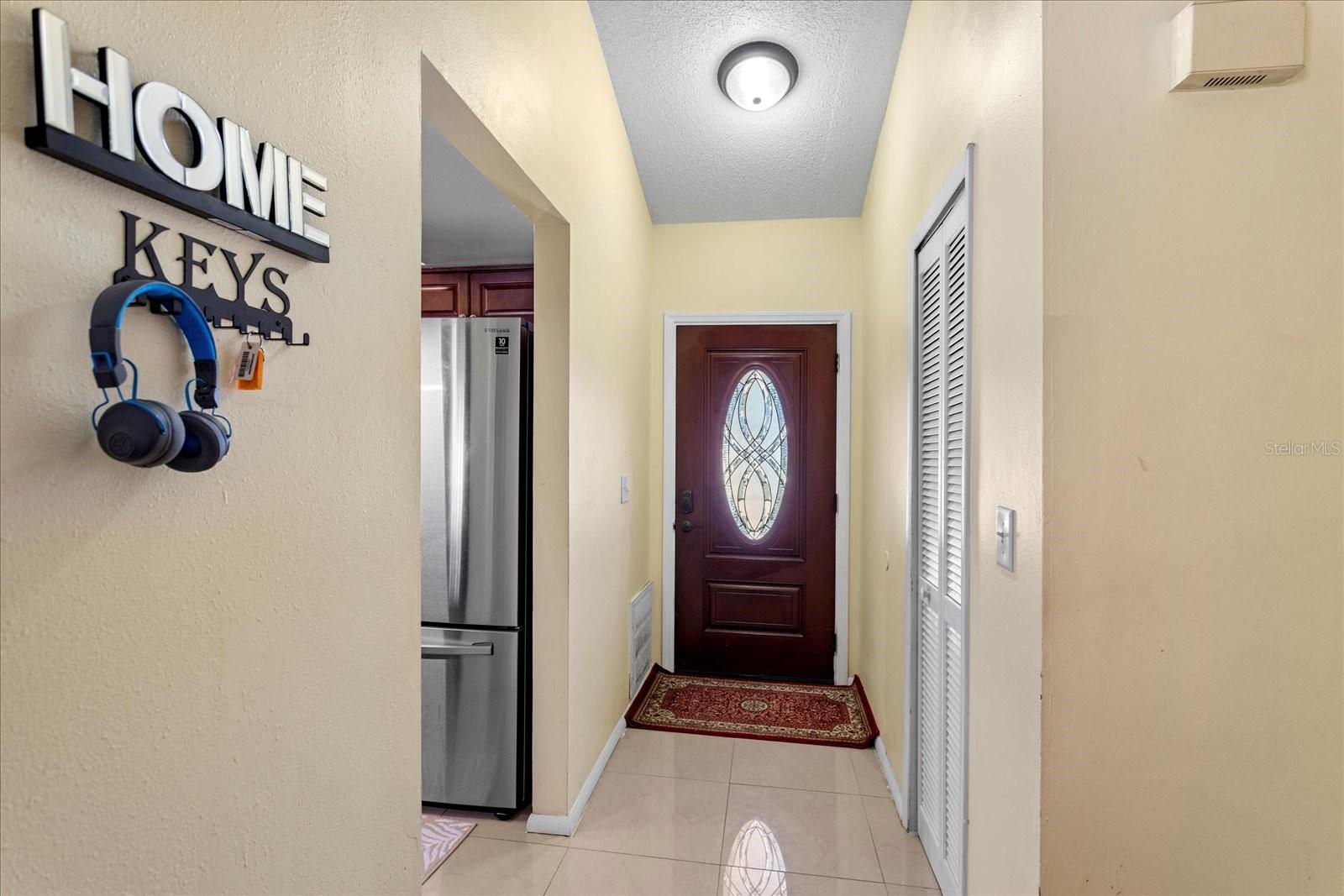 Image 3 of 24 For 7616 Southwick Street