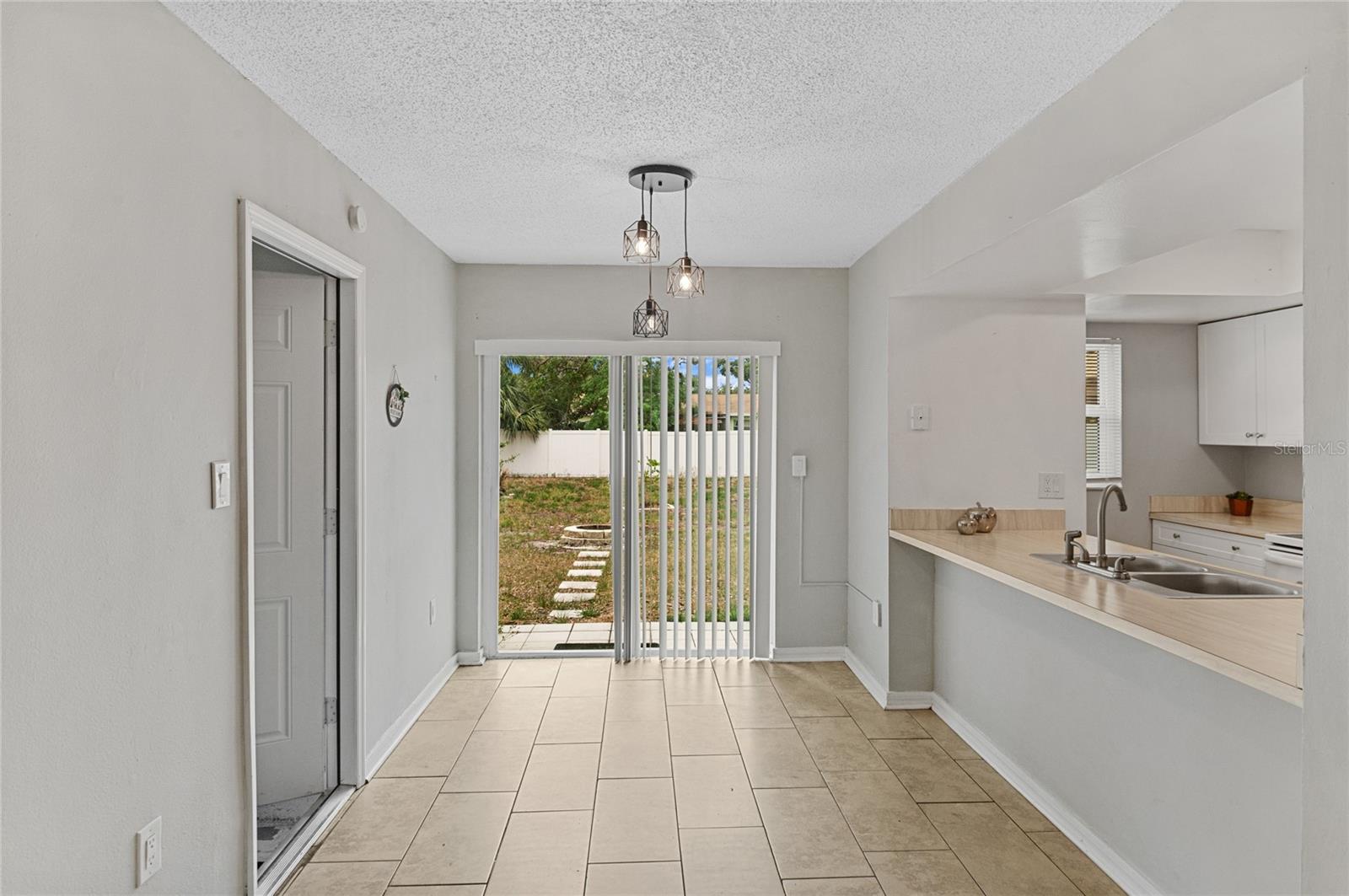 Image 10 of 32 For 2824 Oaklawn Avenue
